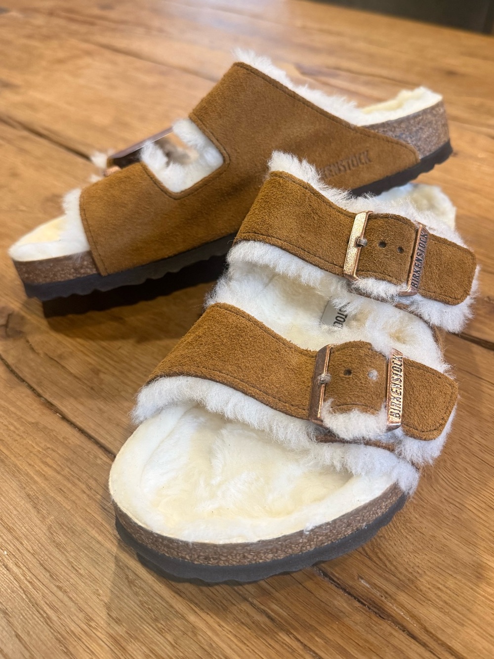 NWT Birkenstock Arizona Shearling Mink Sandals Size 39